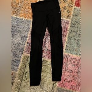 Fleece lined lululemon leggings with side pockets